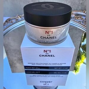 NIB N°1 De CHANEL Red Camellia Revitalizing Mask